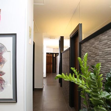 Boutique Hotel Piazza Carita ナポリ エクステリア 写真