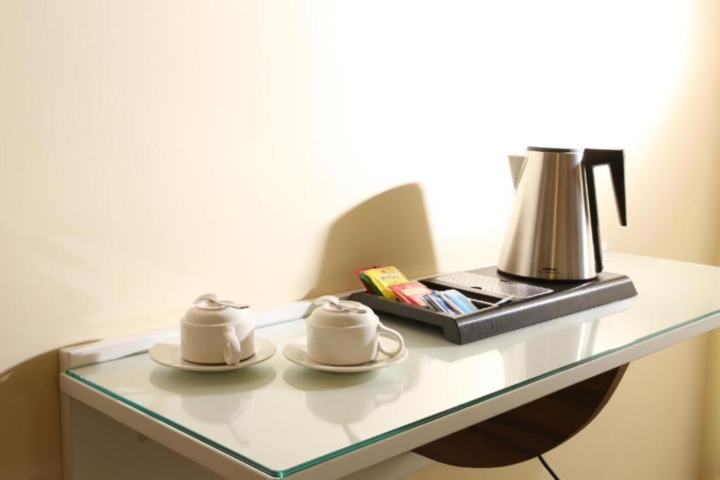 Boutique Hotel Piazza Carita ナポリ エクステリア 写真