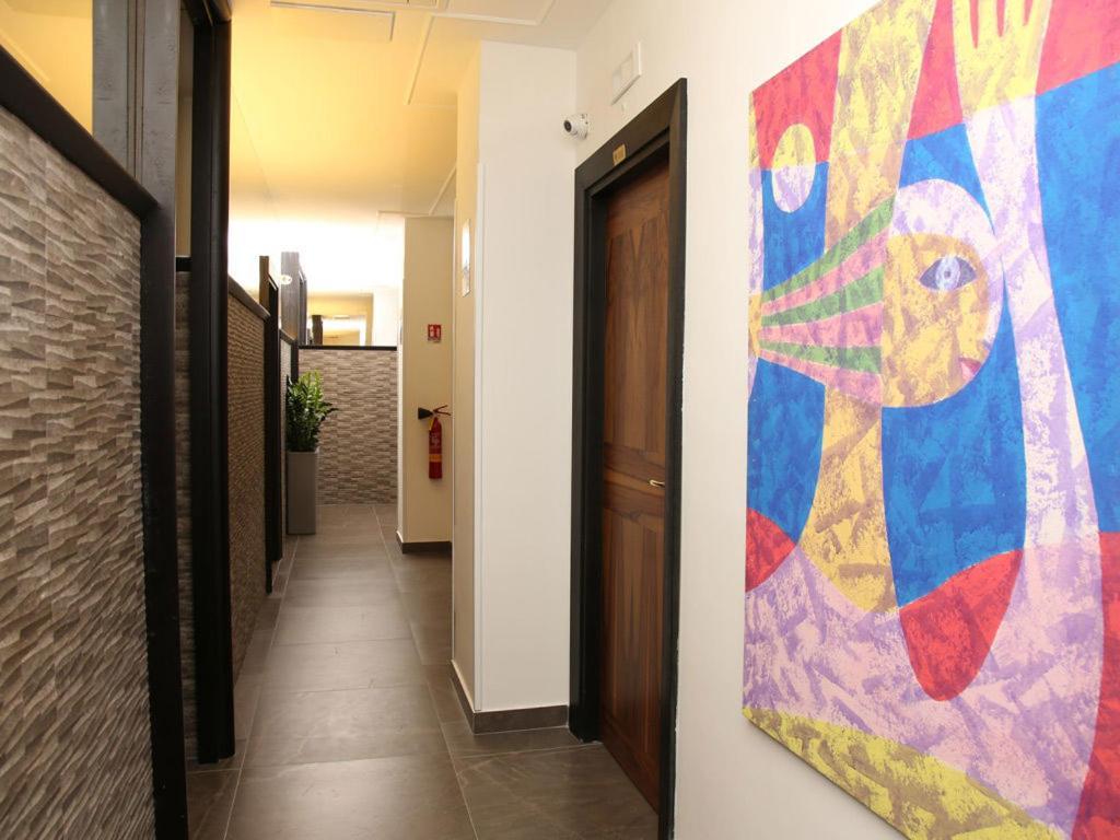 Boutique Hotel Piazza Carita ナポリ エクステリア 写真