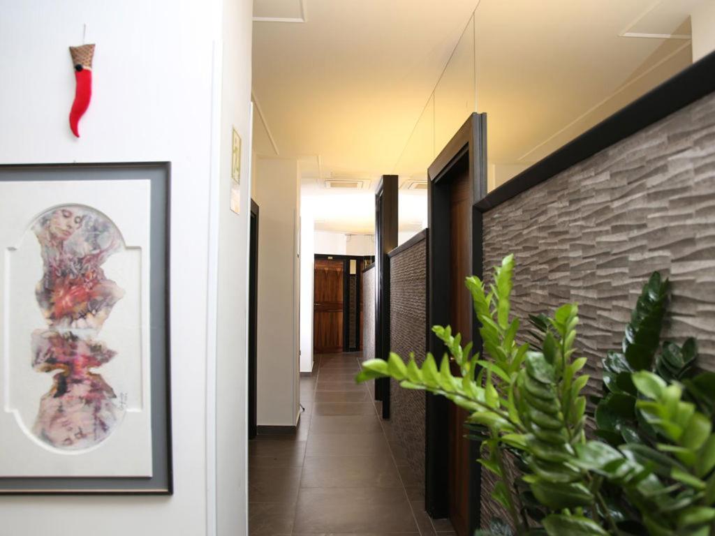 Boutique Hotel Piazza Carita ナポリ エクステリア 写真